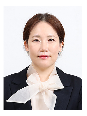 Yeon, Kyung-sim 사진
